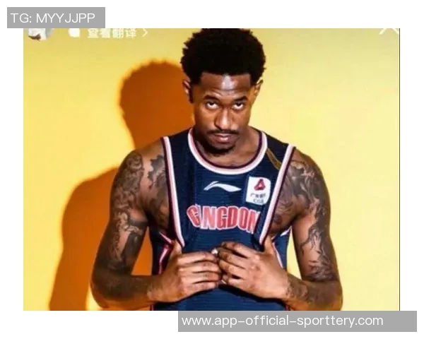 官方:因穿错球衣出场!马尚被罚款2万元并通报批评 官方:因穿错球衣出场!马尚被罚款2万元并通报批评